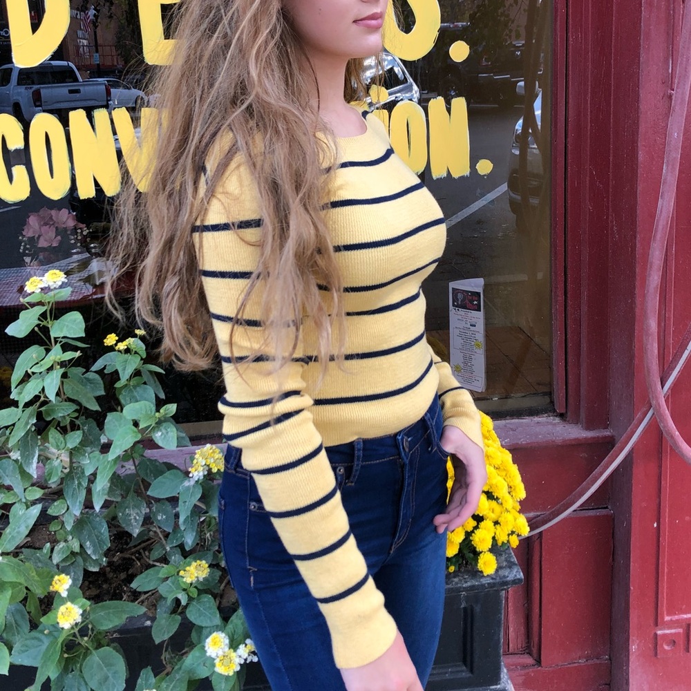 💛 Yellow and Navy Striped Sweater 💛